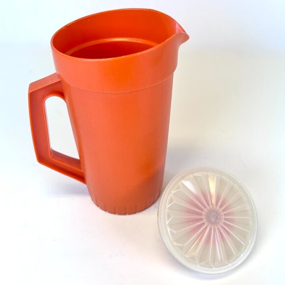 TUPPERWARE Vtg 17 Piece Kid Mini Dishes Pitcher Mug Toys Plates Cups Bowls 1970s - Picture 5 of 16